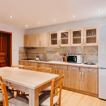 Bed & Breakfast Pensiunea Csur Panzio *
